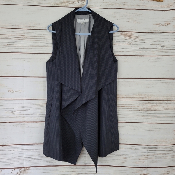 Tahari | Sleeveless Flowy Pinstripe Cardigan - Picture 2 of 6